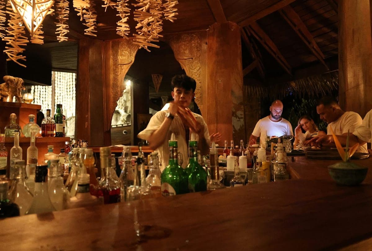 BABOU in 162 51 ถนนหาดเฉวง Tambon Bo Put, Ko Samui District, Surat Thani 84320, Thailand