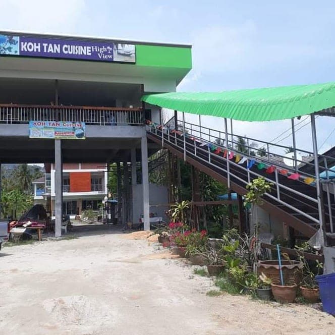 koh tan cuisine in 71 2 4170, Tambon Taling Ngam, Ko Samui District, Surat Thani 84140