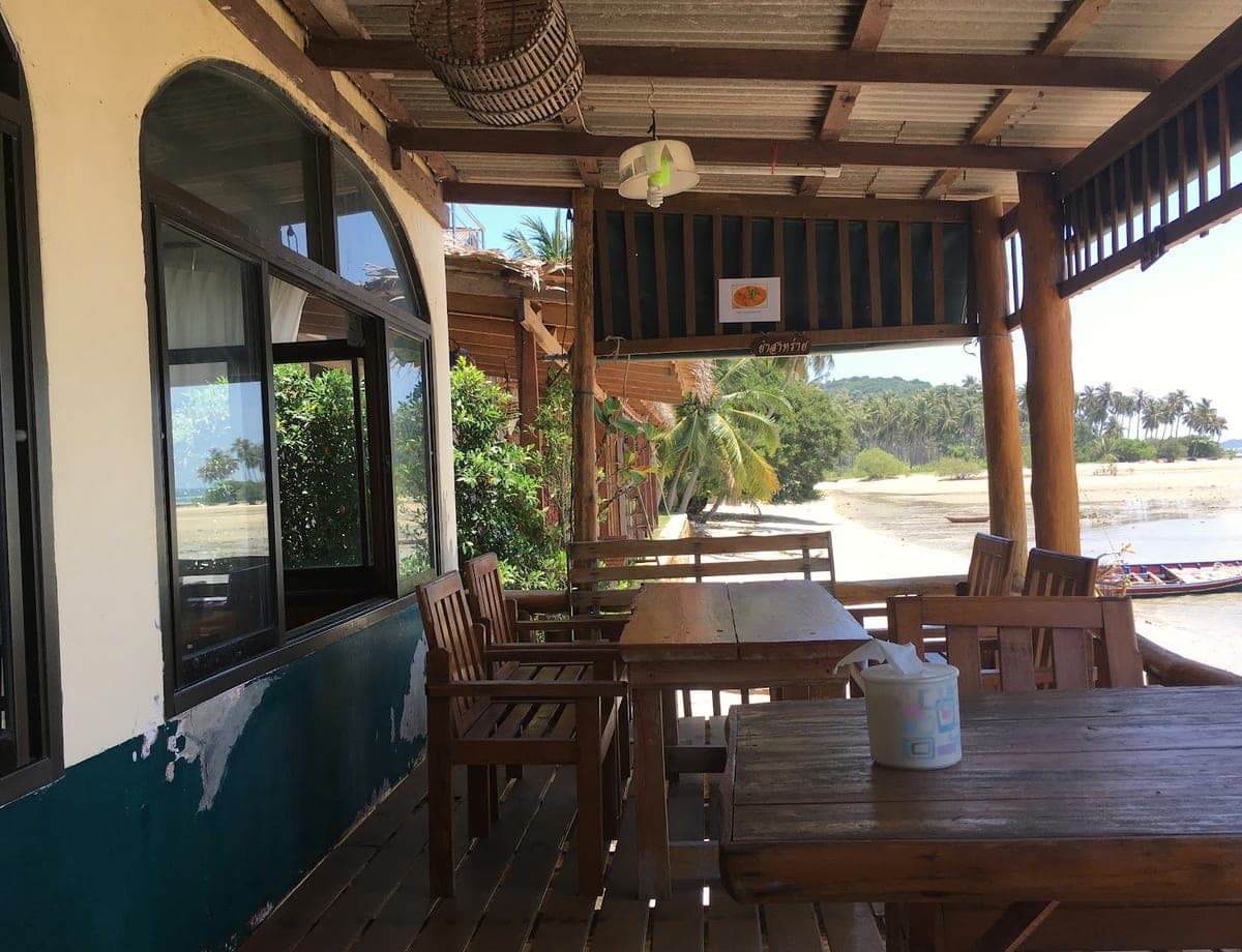 Kung Kaeo in CX95+HH6, ทางหลวงแผ่นดินหมายเลข 4170, เกาะสมุย, Ko Samui District, Surat Thani 84140