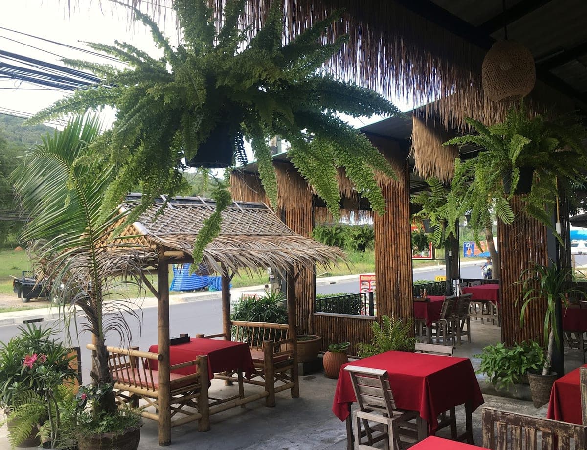 Renu Sea Grill in F3F6+3GV, Maret, Ko Samui District, Surat Thani 84310