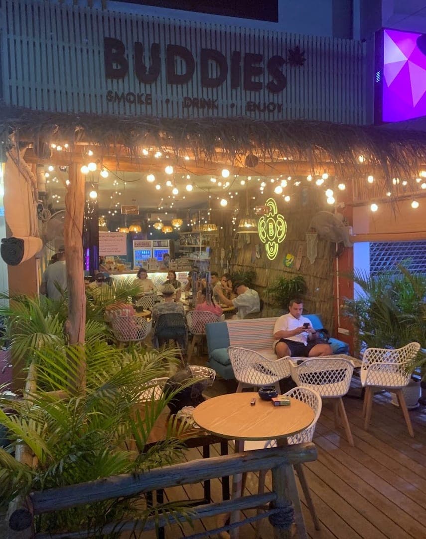 Buddies Gastrobar | SHAWARMA & BEER in 1/76 Moo 6 Bophut Koh Samui Suratthani 84320 Bophut, Surat Thani 84320