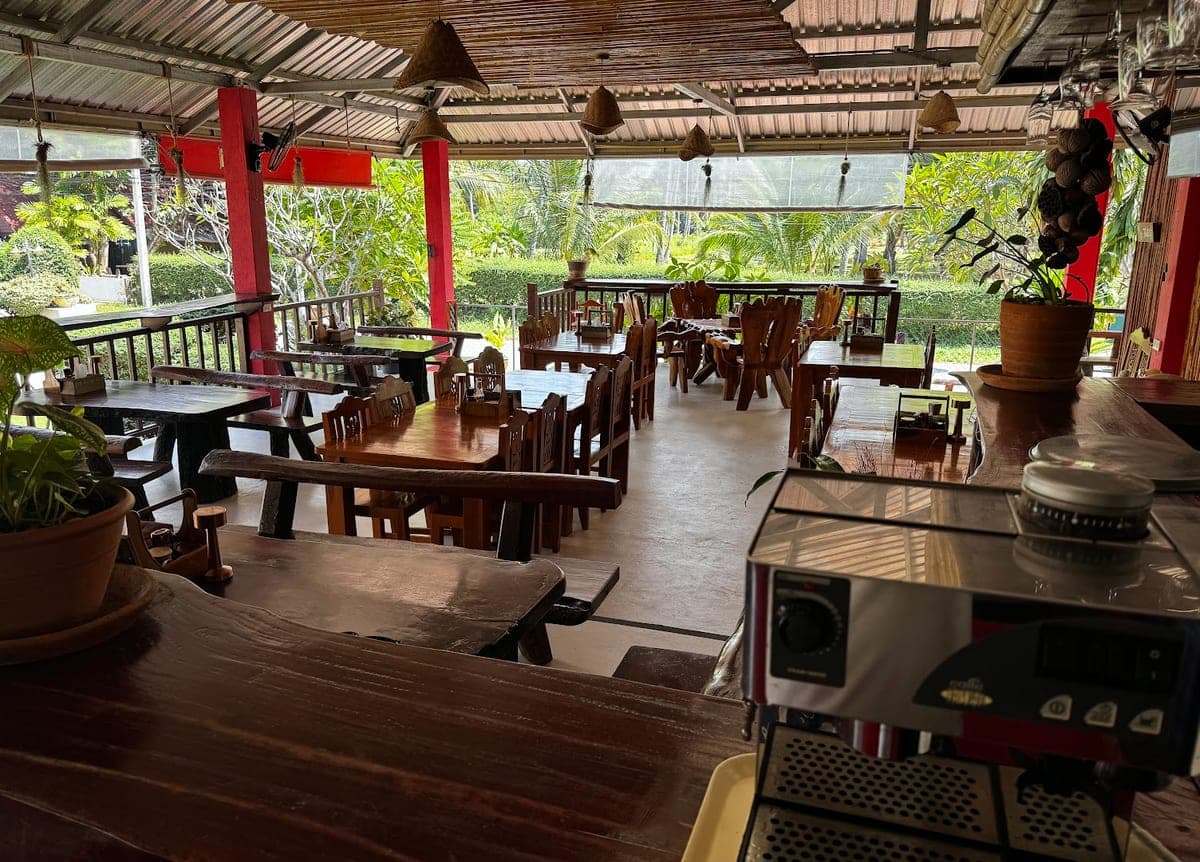 Pole Pole Restaurant in 111/4 เดอะฟิชเชอร์แมนชาเลย์ หมู่2 มะเร็ต Ko Samui District, Surat Thani 84310