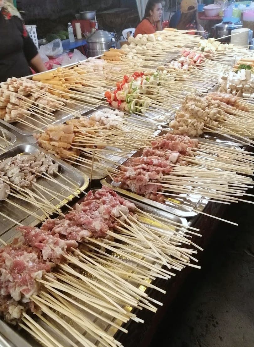 หม่าล่าเด้าลิ้น สมุย in CXP5+P37 ตลาดสดศรีฟ้า สระเกศ, ลิปะน้อย Ko Samui District, Surat Thani 84140